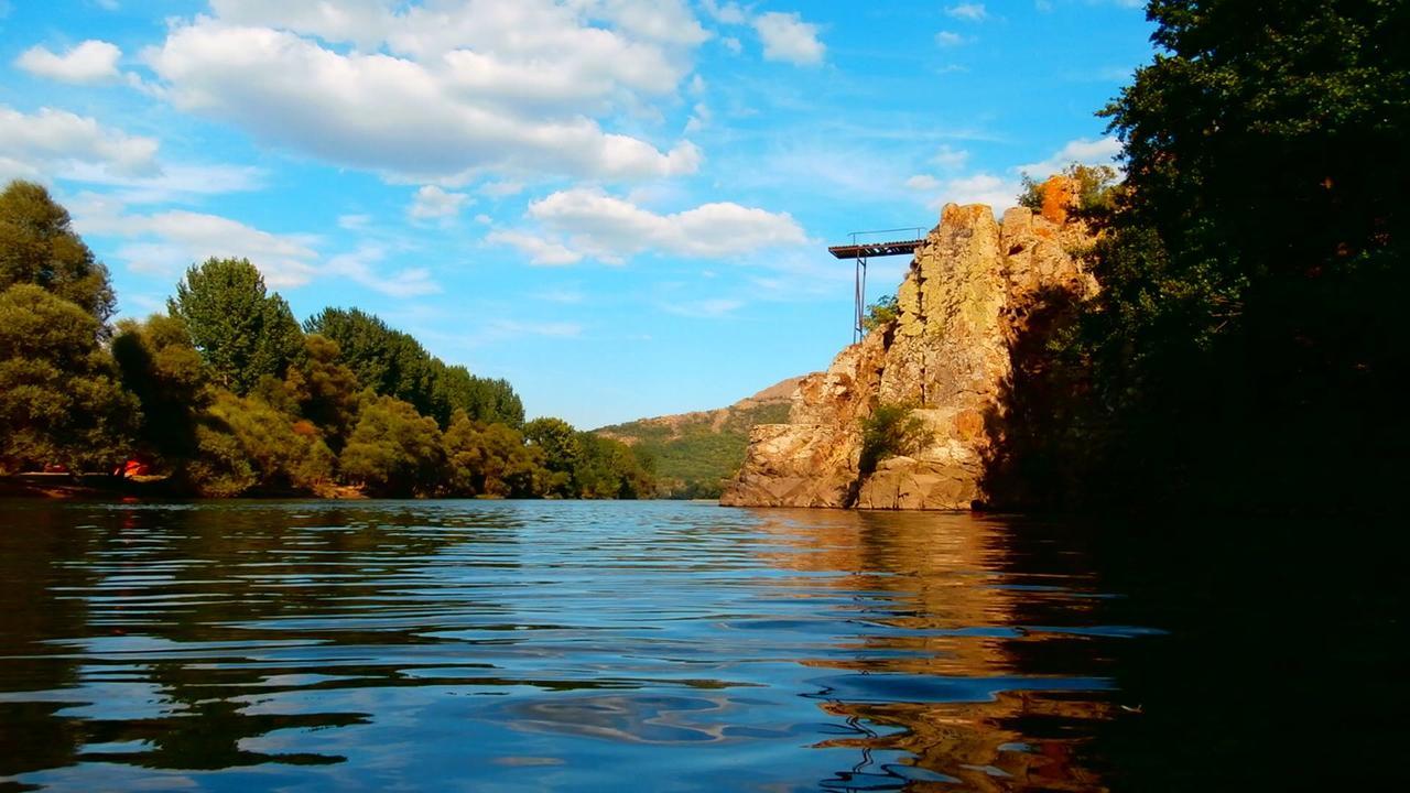 Paradise Hotel Madzharovo Экстерьер фото